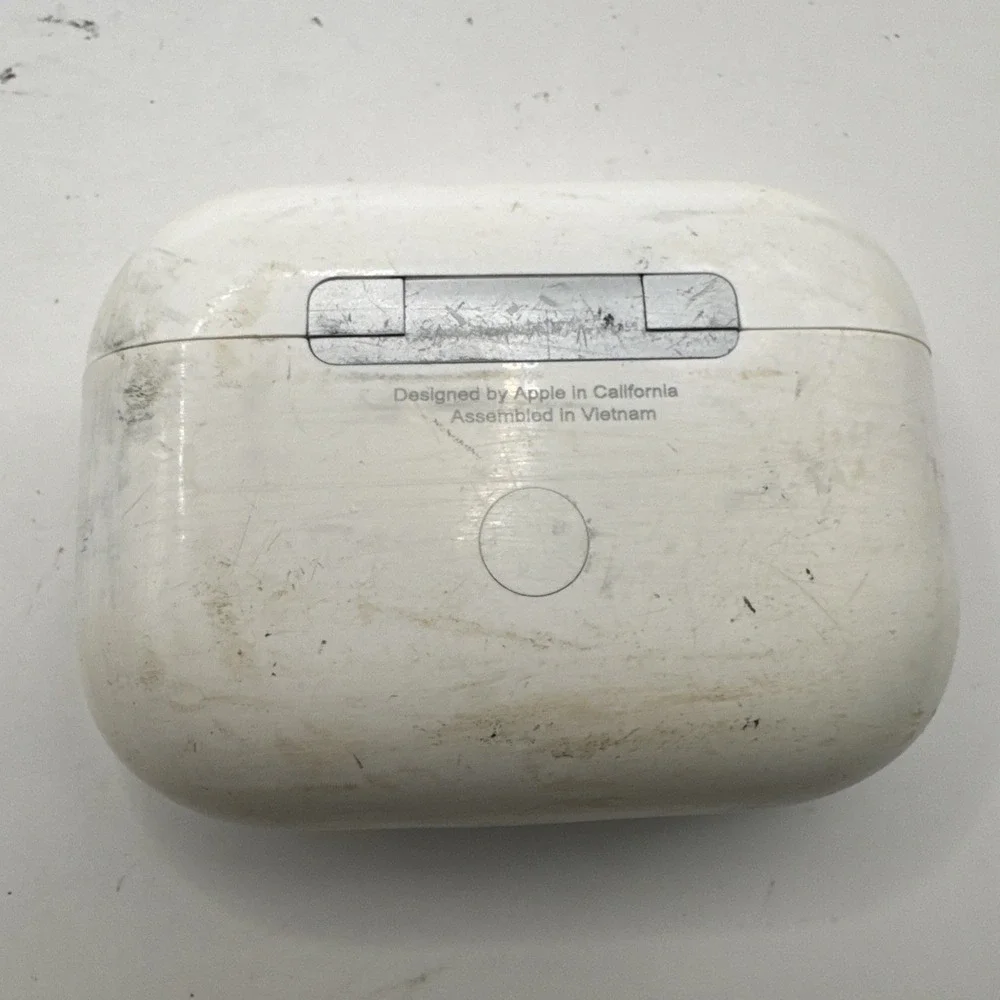 Genuine Authentic Replacement Apple Airpods Pro 2 A2700 2nd Gen Charging Case